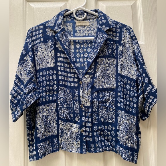 URBAN OUTFITTERS | UO Gracie Crinkle Shirt Small - Picture 4 of 10